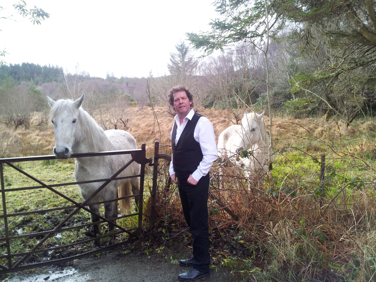 Tony Curtis with ponies, for his book Pony